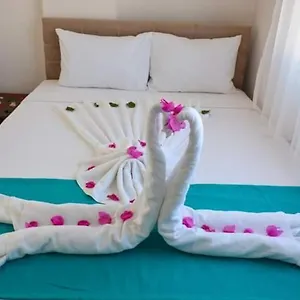 Otel Akhan